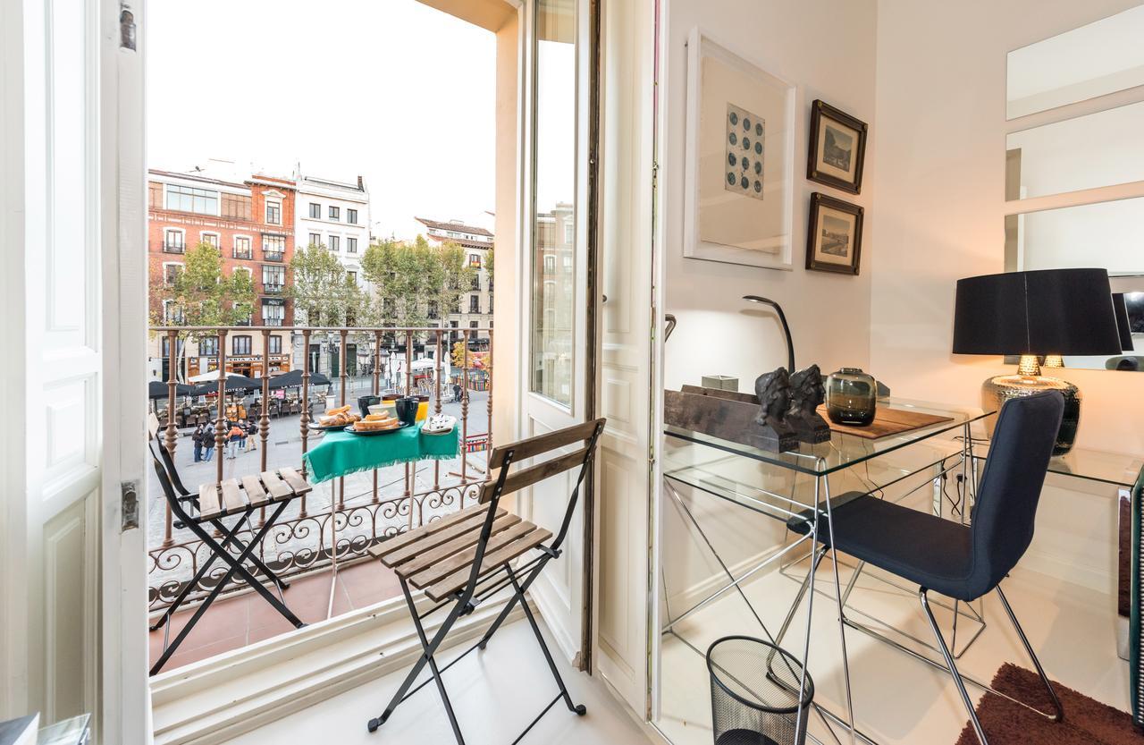 Plaza Santa Ana Apartment Madrid Exterior photo