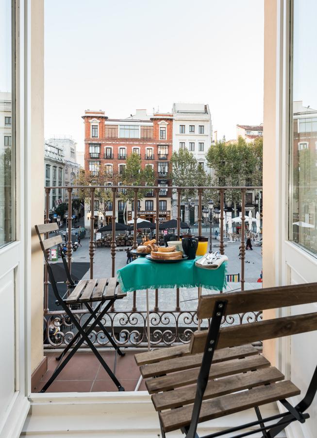 Plaza Santa Ana Apartment Madrid Exterior photo